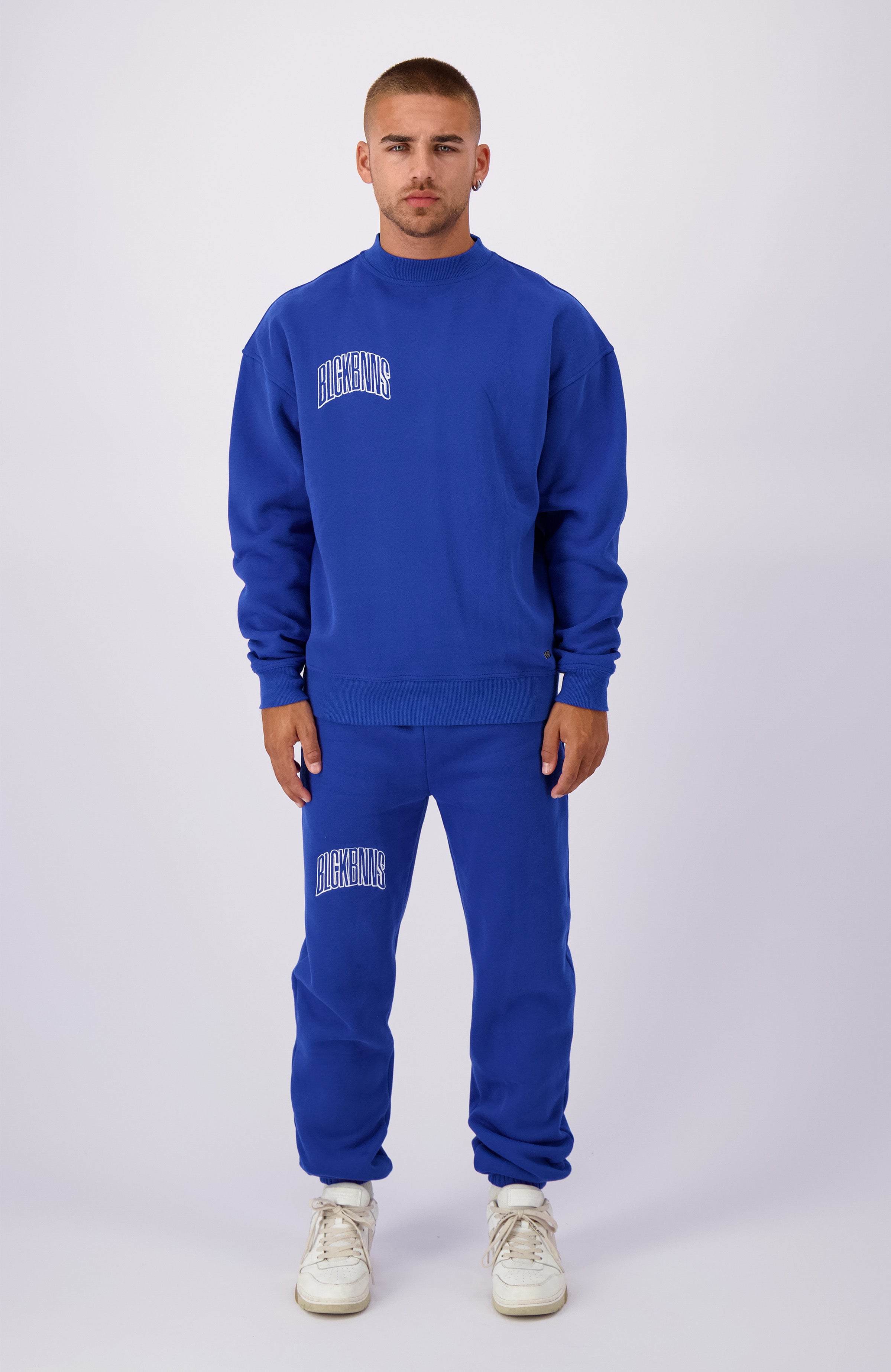 EMBROIDERED ARCH SWEATSUIT | Blue